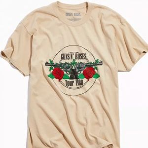 Urban Outfitters Guns n Roses Welcome to the Jungle tee